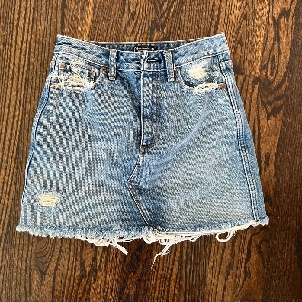 Abercrombie & Fitch Denim Mini Skirt (Size 26 | 2)